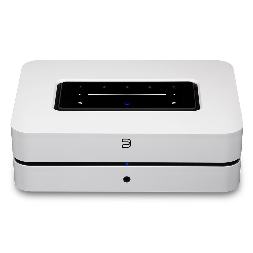 Bluesound Powernode hálózatos sztereó erősítő fehér színben