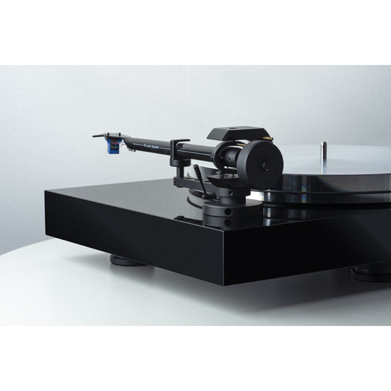 Pro-Ject X8 B Evolution Superpack lemezjátszó ,lakk fehér - 2