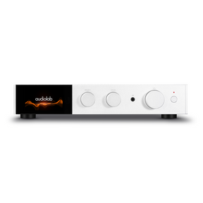 Audiolab 9000A sztereó erősítő, ezüst színben