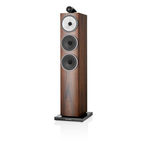 Bowers & Wilkins 703 S3 álló hangfal, mokka színben.