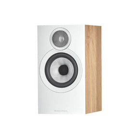 Bowers & Wilkins 607 S3 állványos hangfal, dió