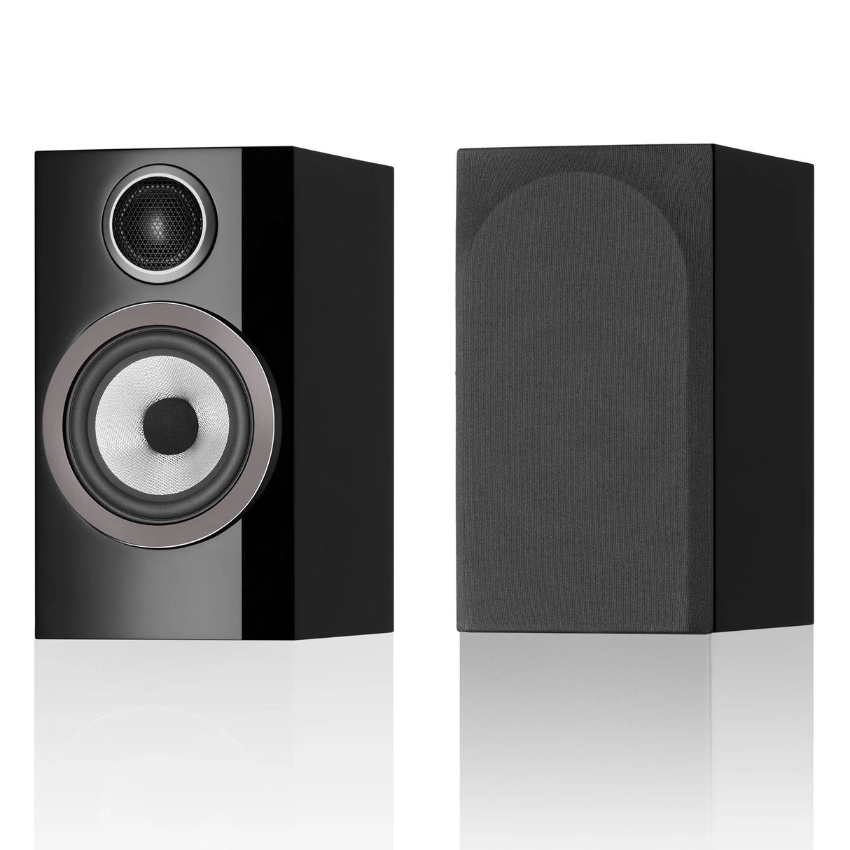 Bowers & Wilkins 707 S3  állványos hangfal, fekete színben.