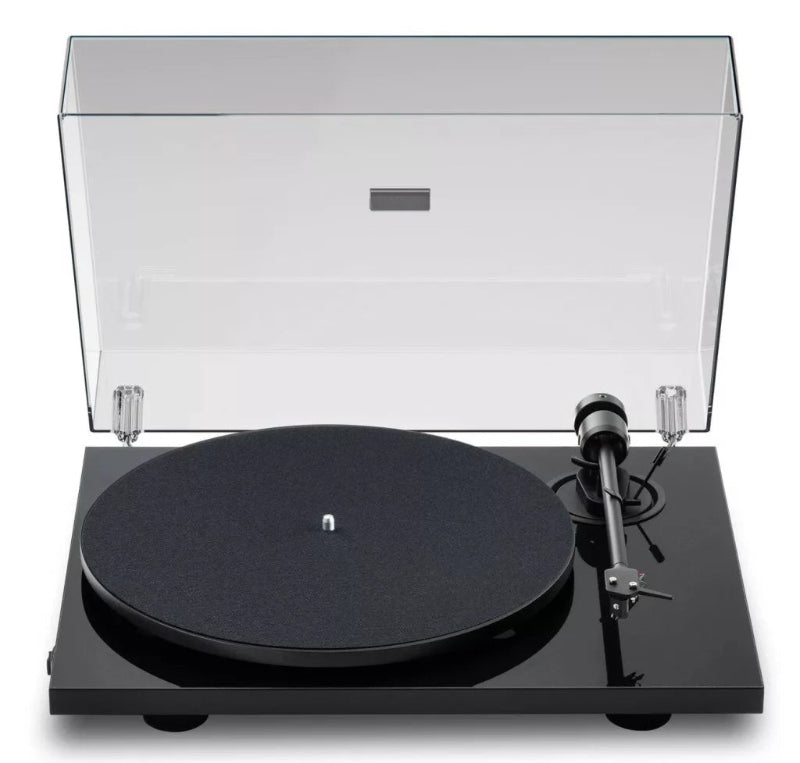 Pro-Ject E1 Phono analóg lemezjátszó, lakk fekete