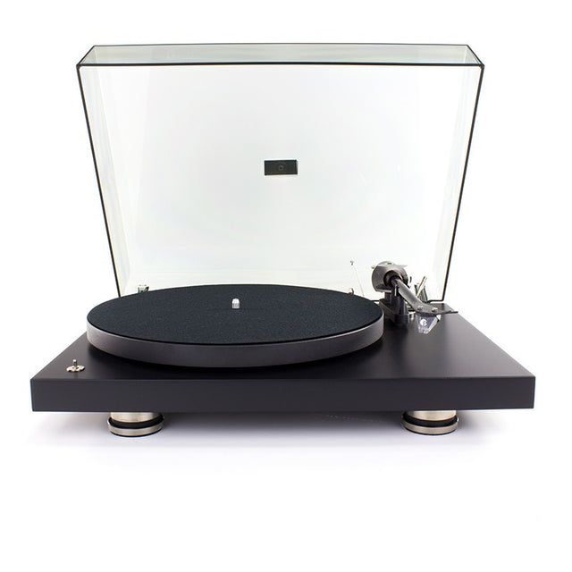 Pro-Ject Debut PRO B  lemezjátszó szimmetrikus XLR és RCA kimenettel, szatén fekete