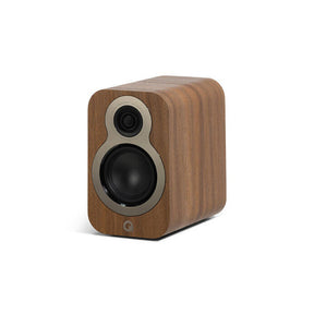 Q Acoustics QA 3010C állványos hangfal, tölgy
