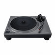 A Technics SL-1500 CSE-H  közvetlen meghajtású lemezjátszó, metál szürke színben, modern és elegáns dizájnnal.